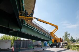 specialiste-tuyauterie-industrielle-support-pour-reseau-chaleur-chauffage-urbain-france